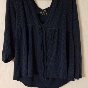 Old navy long sleeved hooded shirt xl